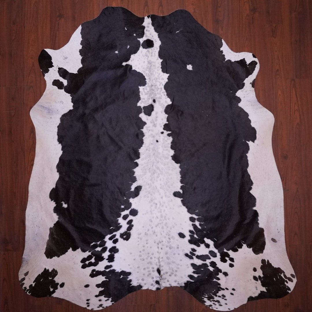 AS Grade Nguni Hide 652 (Tricolor) (XL)