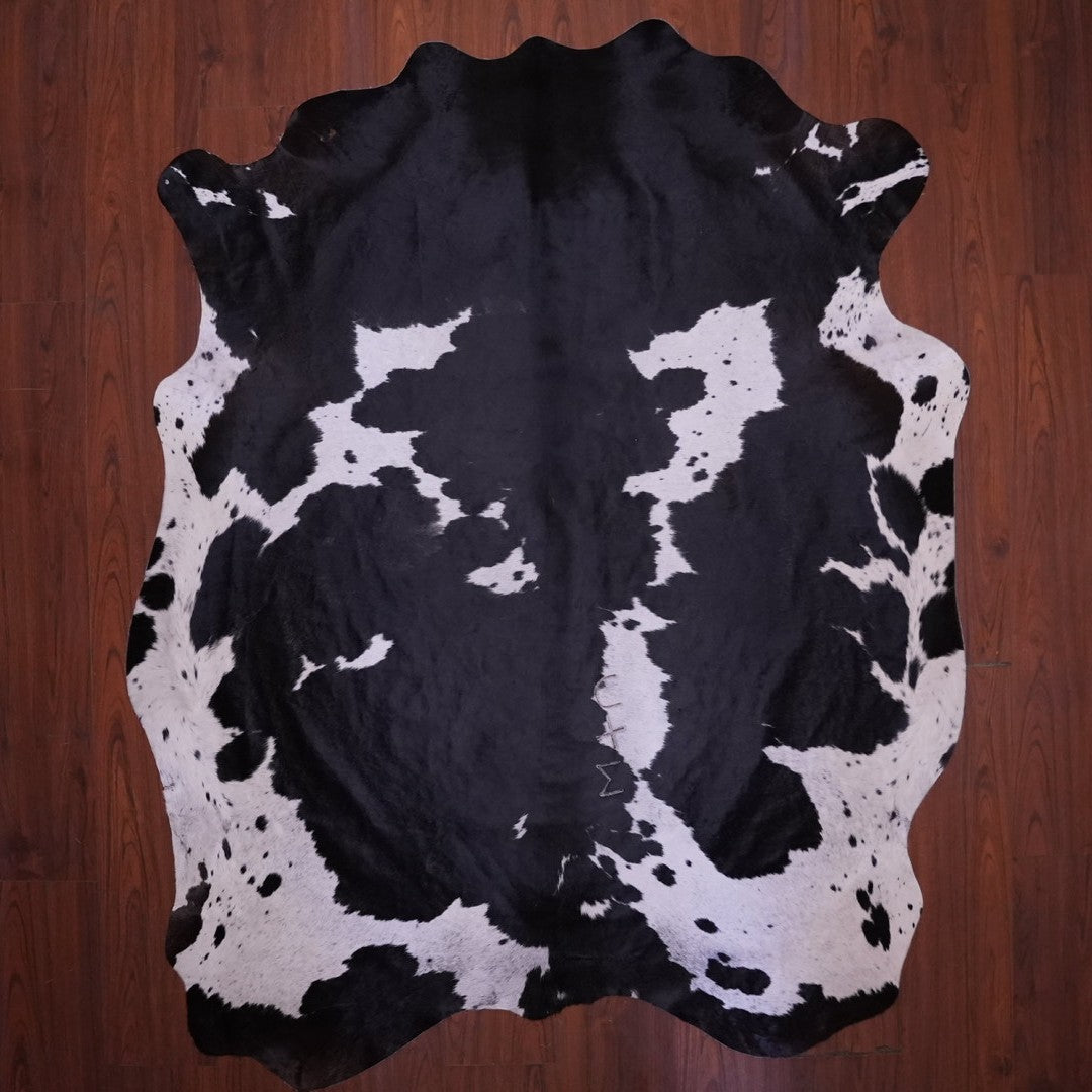 AS Grade Nguni Hide 659 (Black/White) (L)