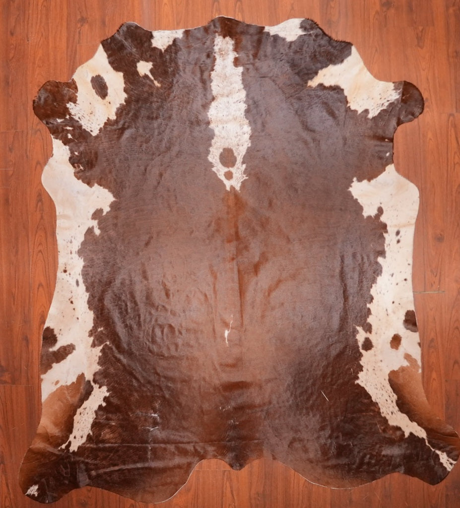 A Grade Nguni Hide 697 (Brown/White) (L)