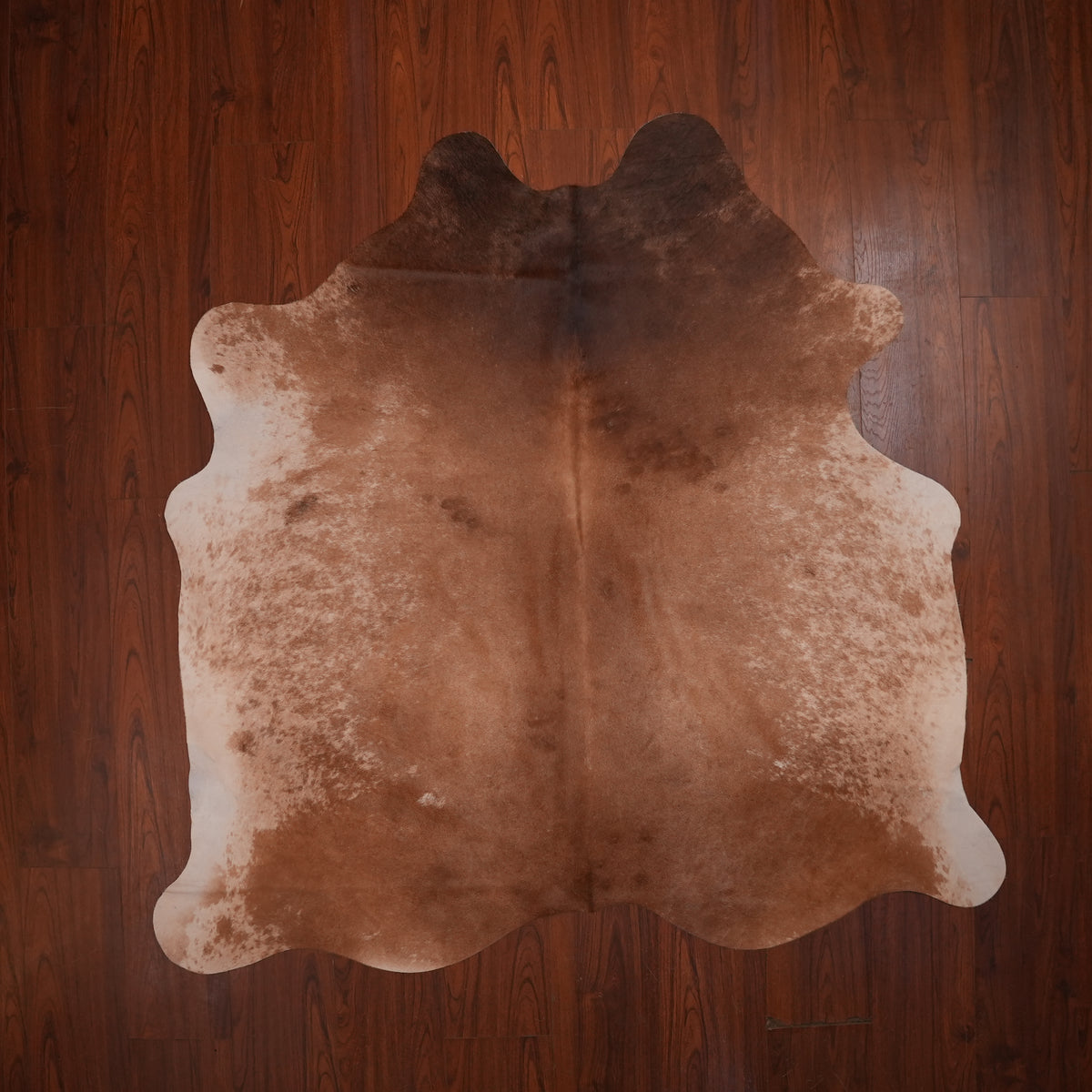 Caramel Speckled Brown cow hide rug, 187 x 191 cm, genuine cowhide