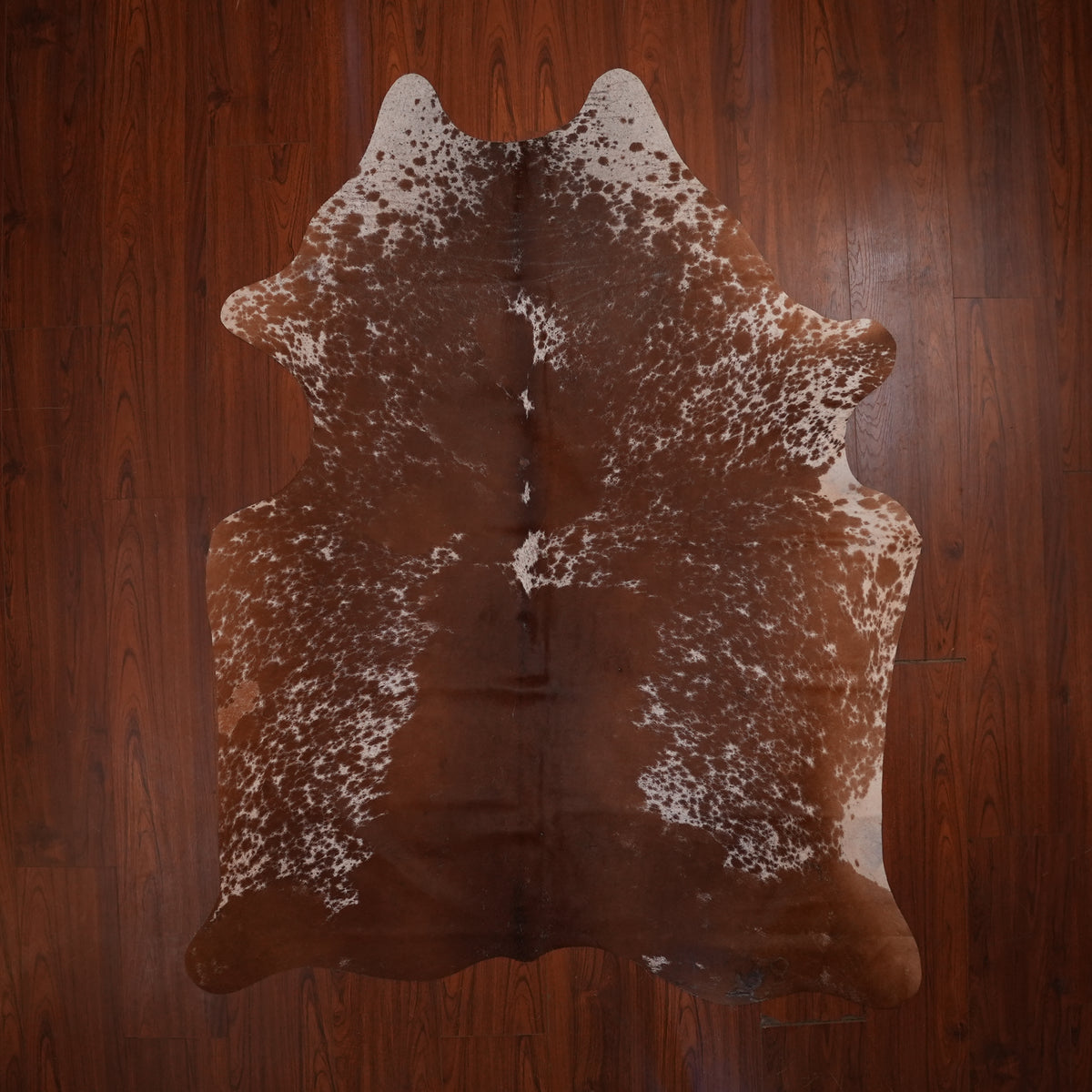 Speckled Chestnut Brown cow hide rug, 206 x 167 cm, genuine cowhide