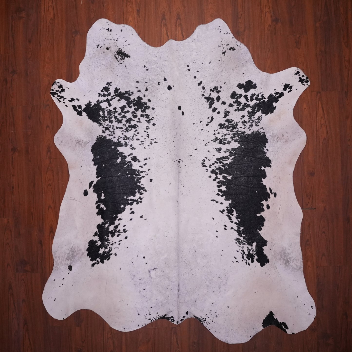 AS Grade Nguni Hide 617 (Black/White) (L)
