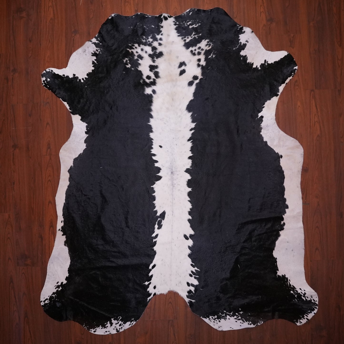 AA Grade Nguni Hide 645 (Black/White) (XL)