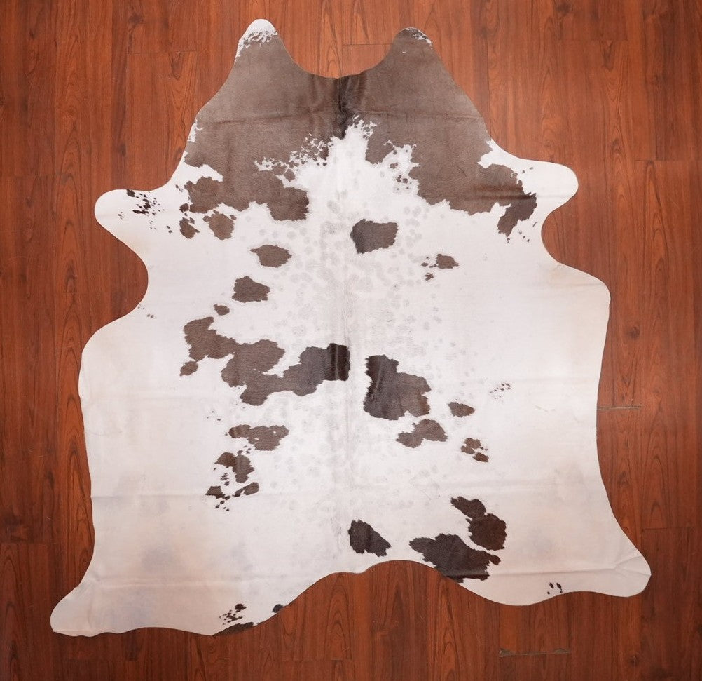 AA Grade Nguni Hide 737 (Brown) (M)