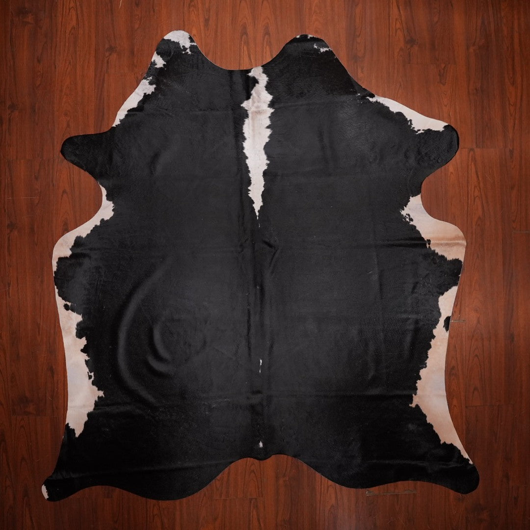 AA Grade Nguni Hide 743 (Black/White) (XL)