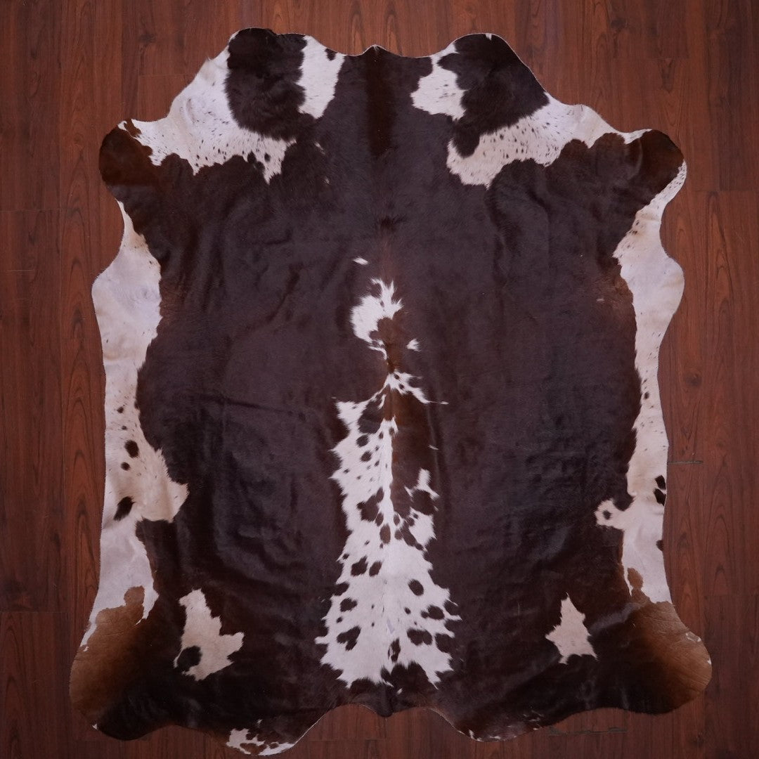 AS Grade Nguni Hide 663 (Brown/White) (L)