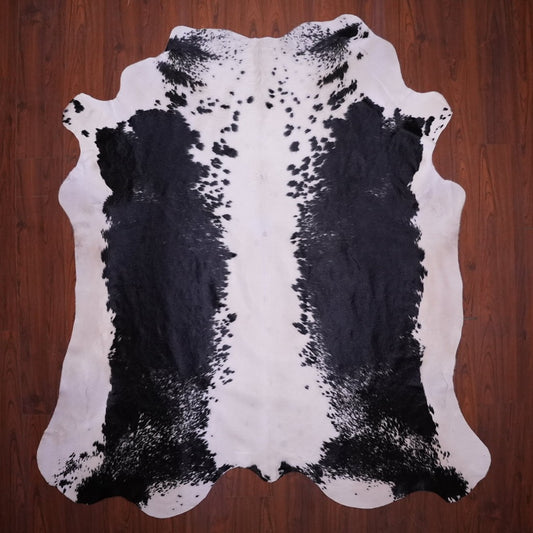 AA Grade Nguni Hide 653 (Black/White) (XL)