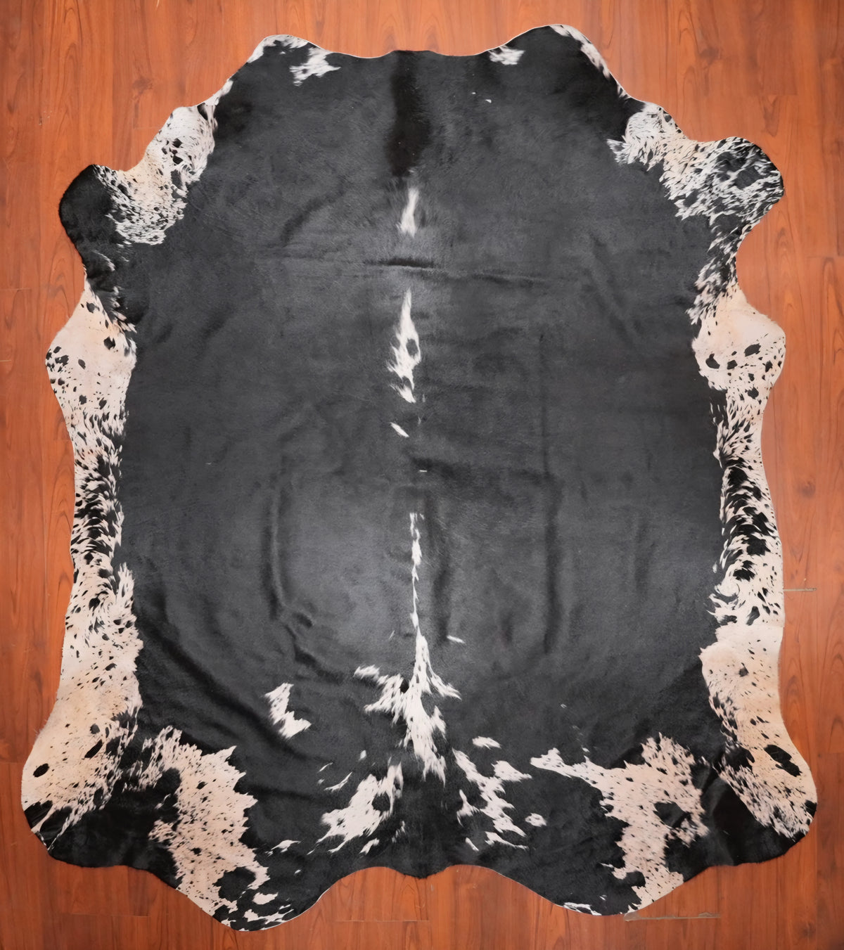 AAS Grade Nguni Hide 695 (Black/White) (L)