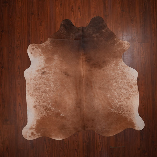 Caramel Speckled Brown cow hide rug, 187 x 191 cm, genuine cowhide