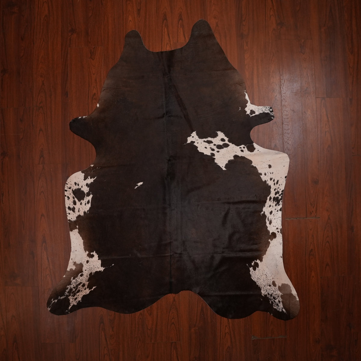 Dark Chocolate Brown cow hide rug, 202 x 170 cm, genuine cowhide
