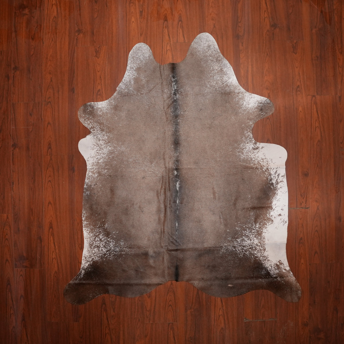 Frosted Edges Grey cow hide rug, 196 x 172 cm, genuine cowhide
