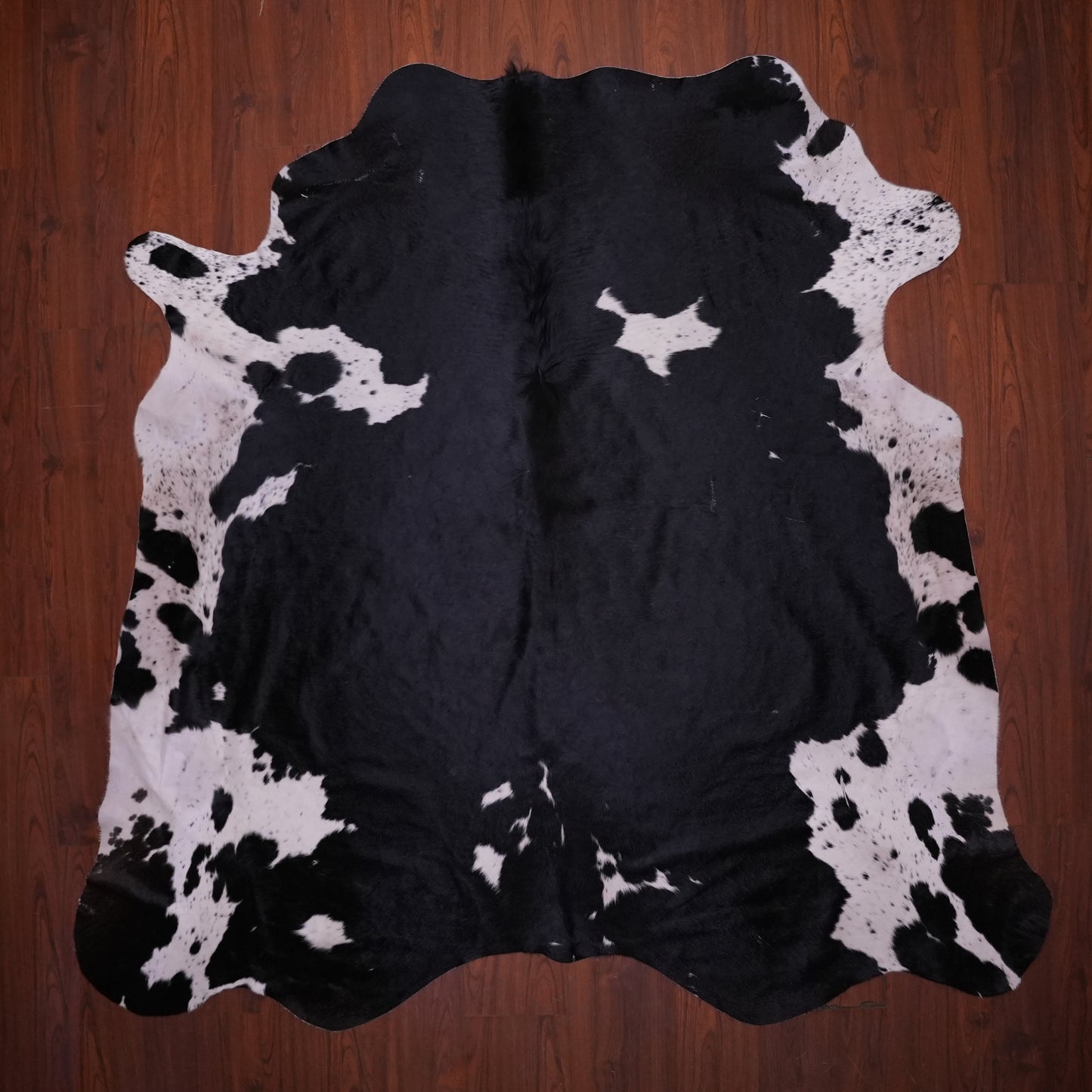 A Grade Nguni Hide 609 (Black/White) (L)