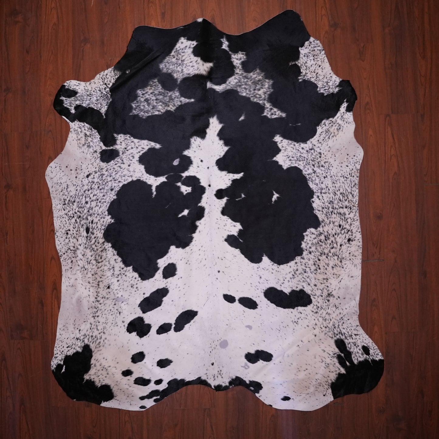 BS Grade Nguni Hide 610 (Black/White) (L)