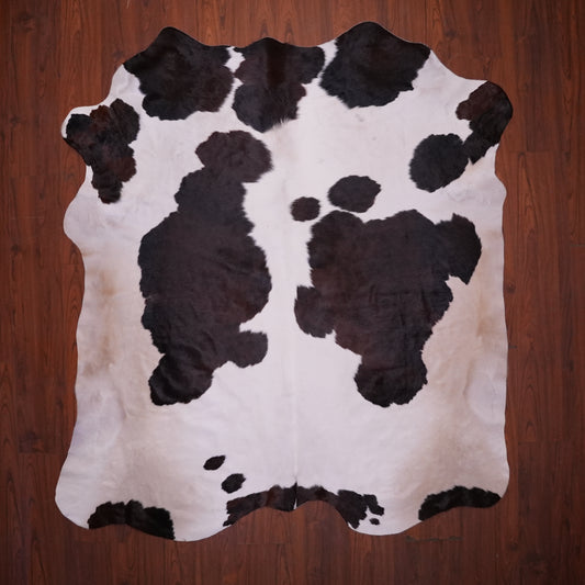 AA Grade Nguni Hide 628 (Tricolor) (L)