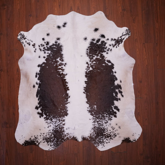 AA Grade Nguni Hide 636 (Brown/White) (M)