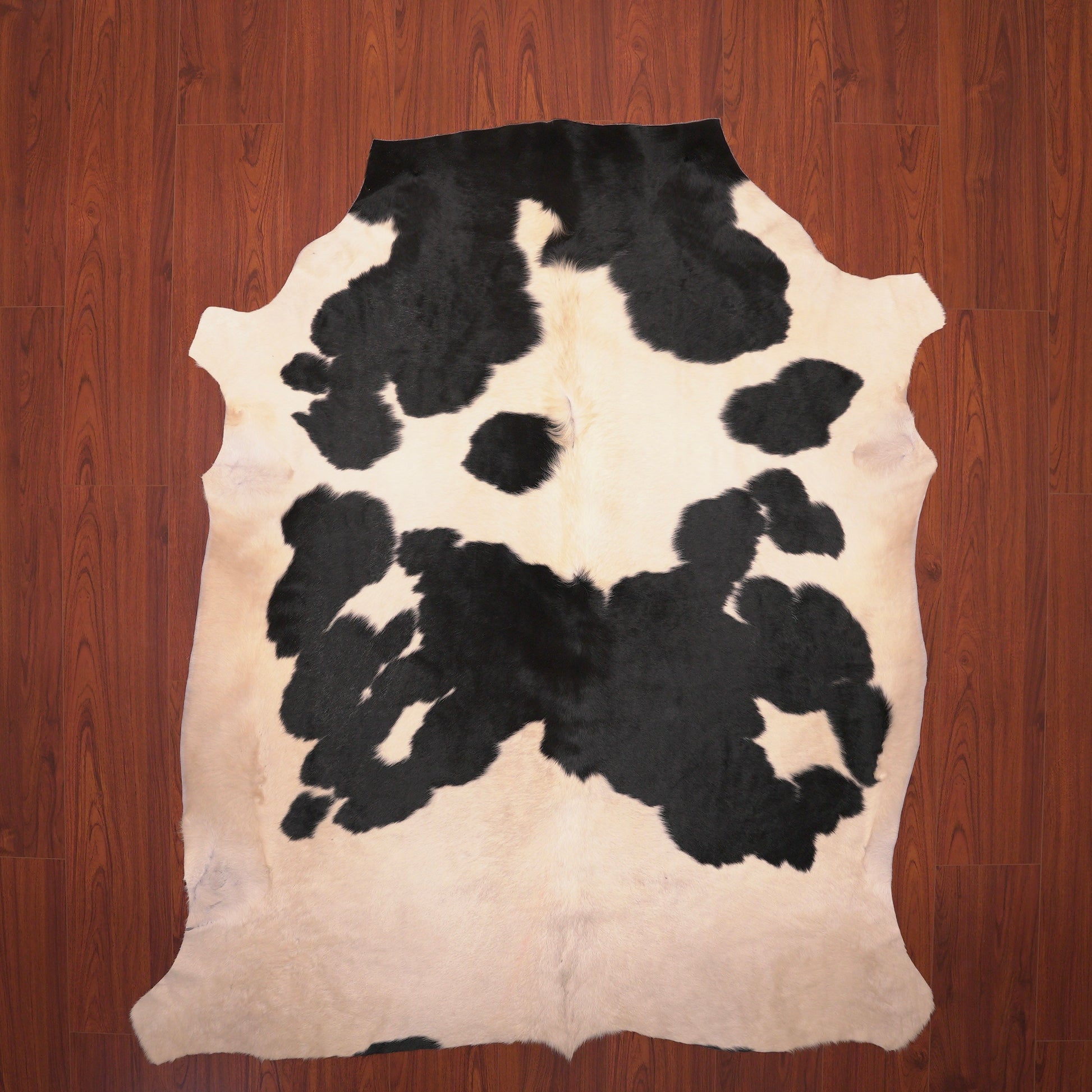 nguni guy cow skin hide rug black and white